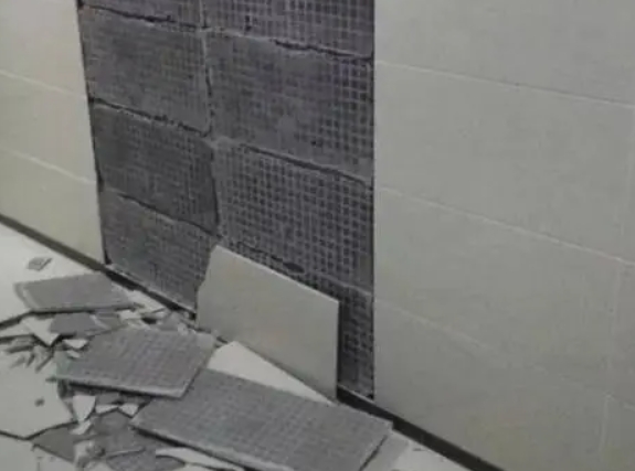 西区瓷砖空鼓维修公司分享下西区墙砖松动维修的知识